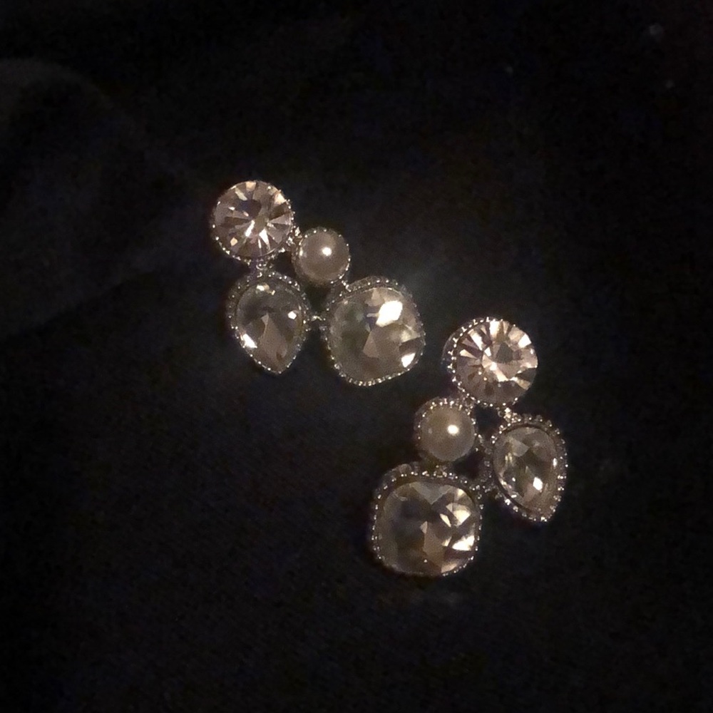 Earrings - Picture 2 of 3